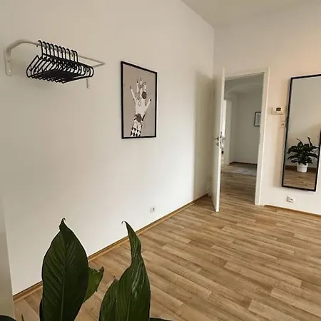 Geraeumige 3-schlafzimmer-wohnung In Koblenz Nahe Uni * Koblenz (Rhineland-Palatinate)